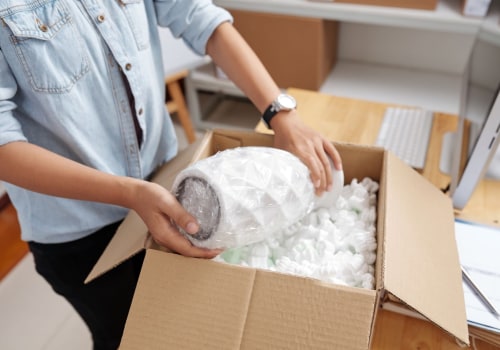 Packing Fragile Items - Moving Tips and Advice